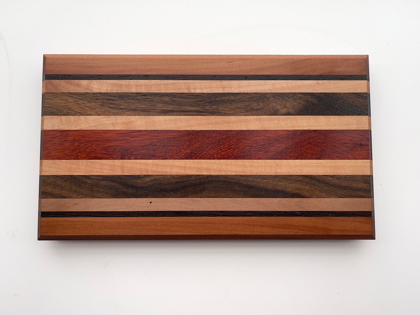 Mordern Cutting Board