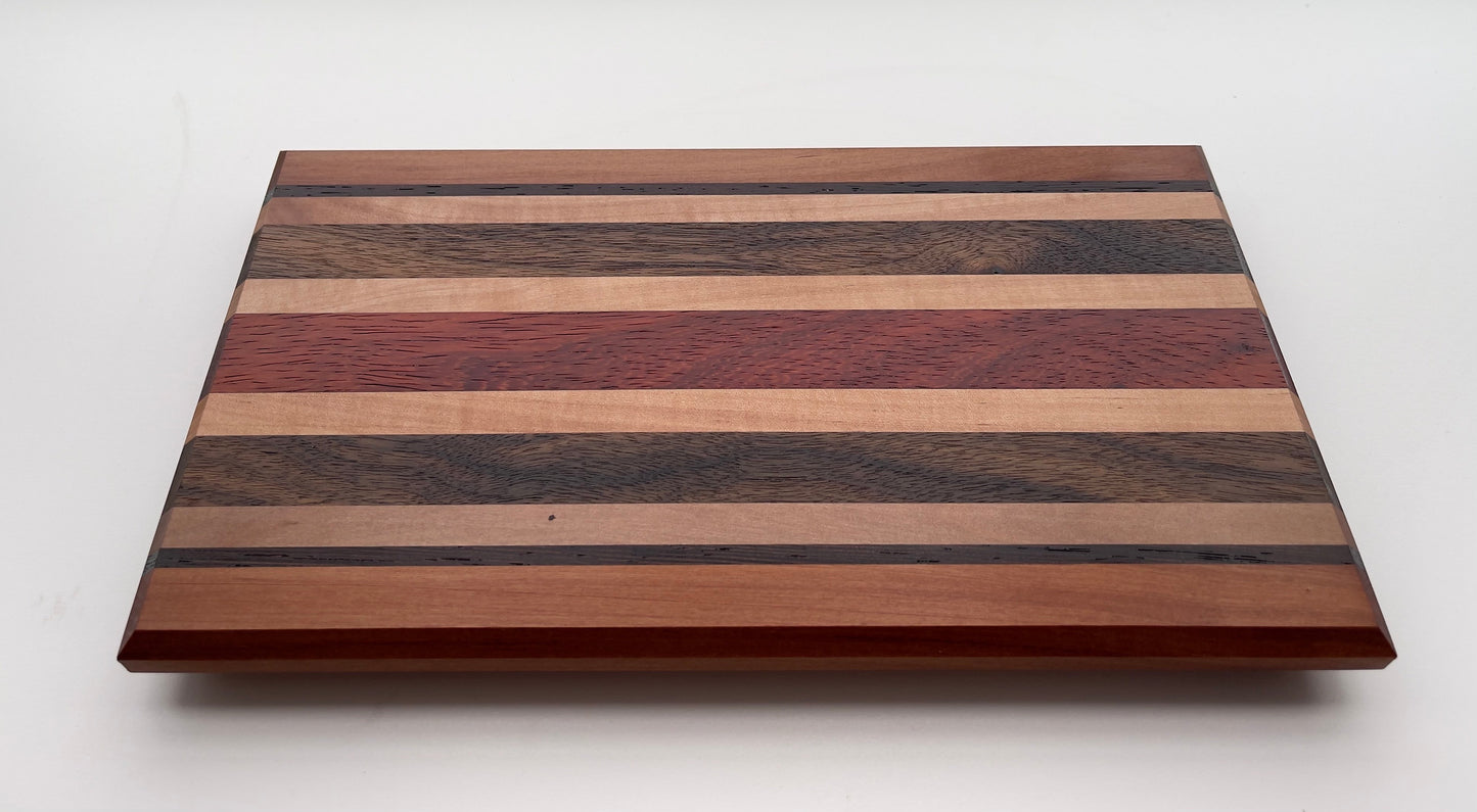 Mordern Cutting Board